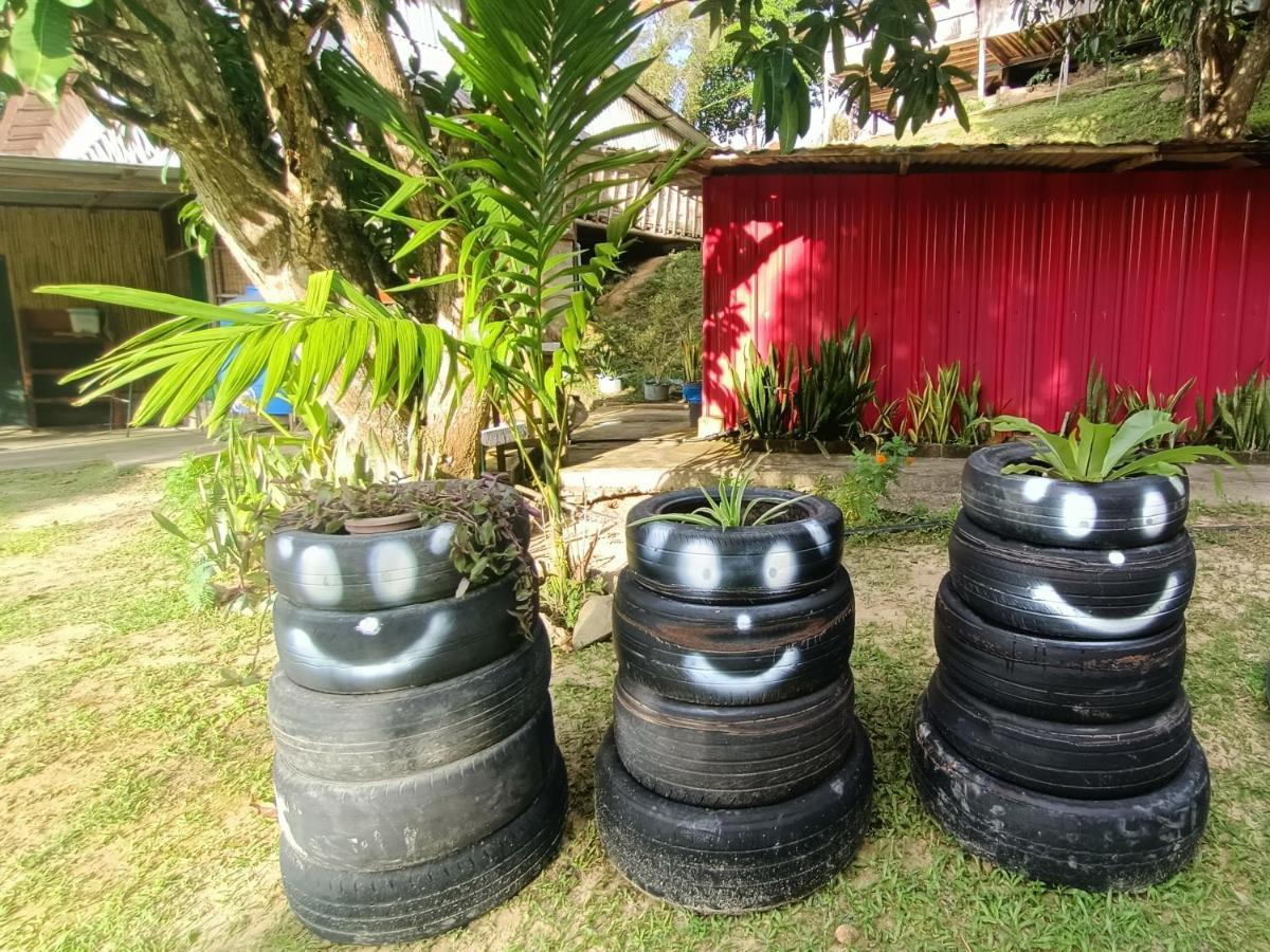 Dragon Pearl Beach Resort Kota Belud Екстер'єр фото